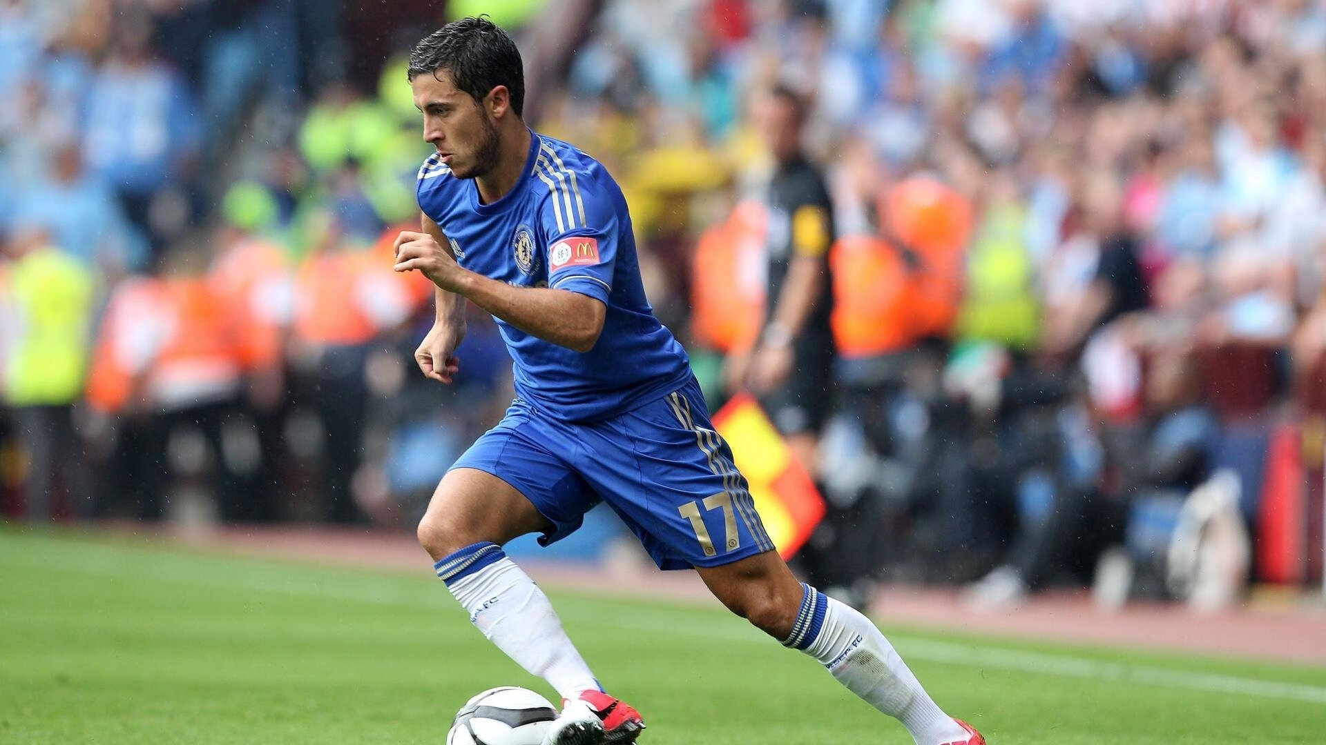 英超劲旅引入世界顶级中场,转会费创新纪录,英超转会净投入